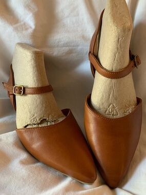 Miz Mooz cognac brown leather 'Jaxson' flats with ankle strap